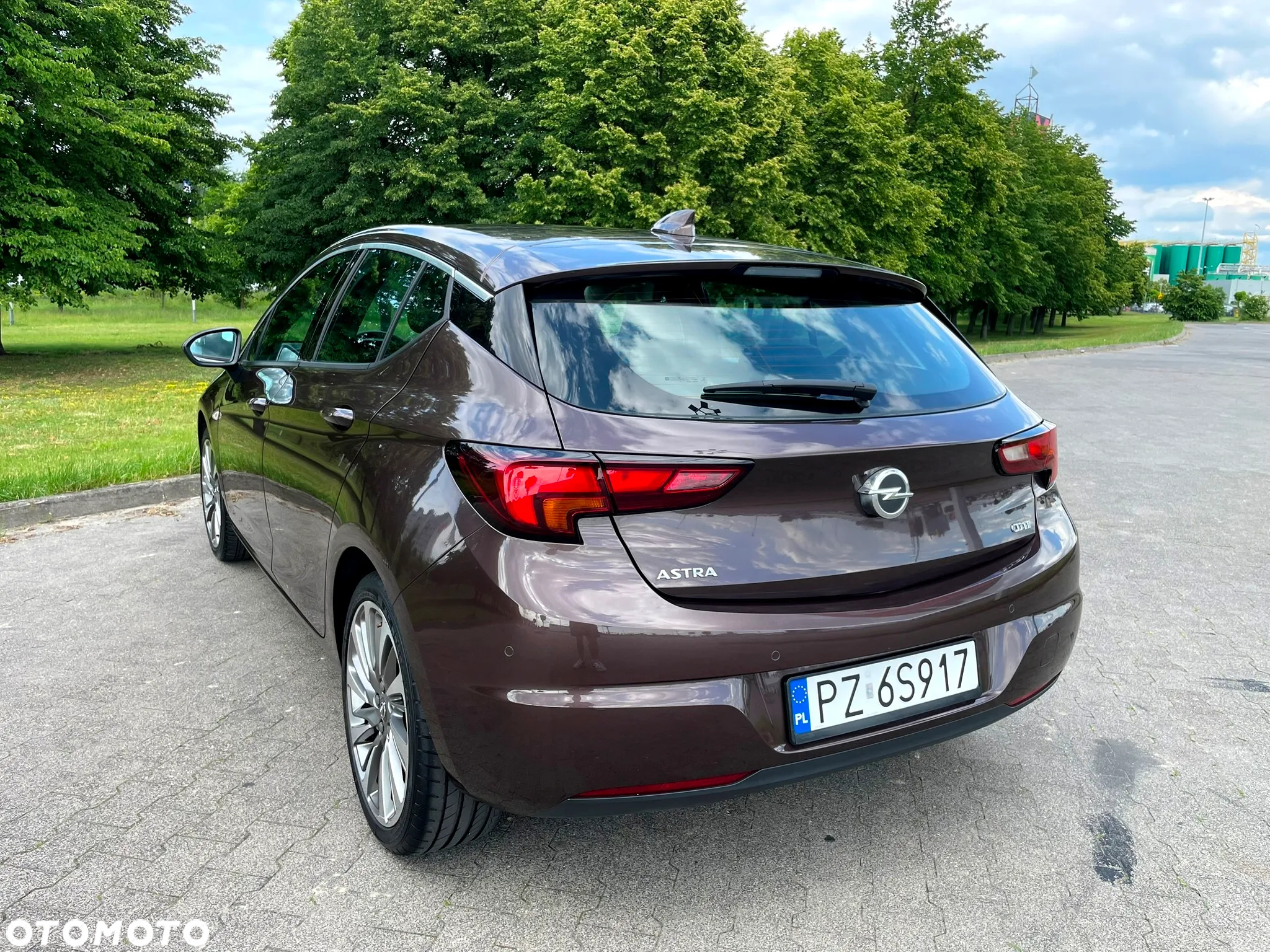 Opel Astra IV 1.6 CDTI Cosmo - 10