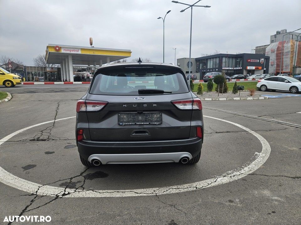 Ford Kuga - 6