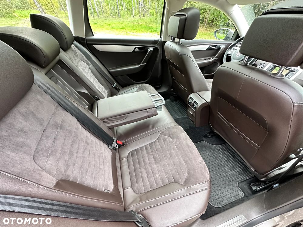 Volkswagen Passat 1.8 TSI DSG Highline - 22