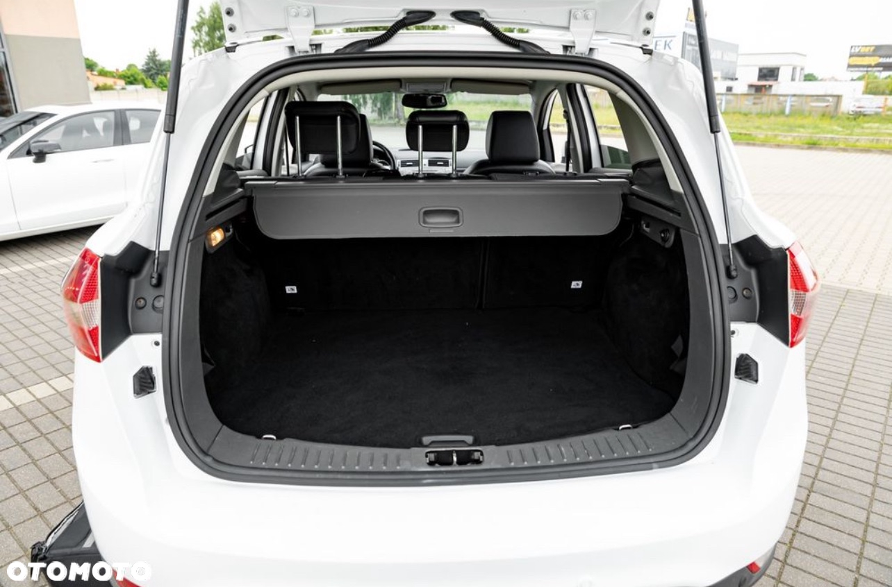 Ford Kuga 2.5 4x4 Titanium - 20