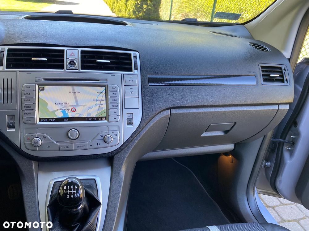 Ford Kuga 2.0 TDCi 2x4 Titanium - 23