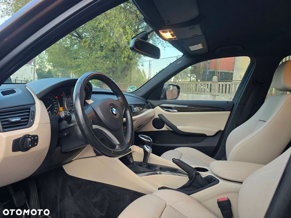 BMW X1 xDrive20d - 15