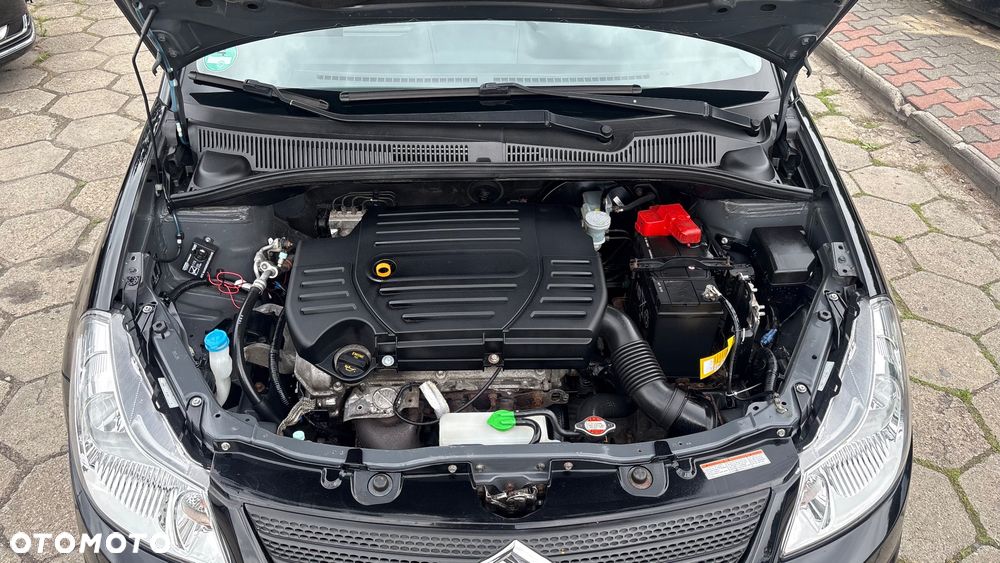 Suzuki SX4 1.6 Comfort - 25