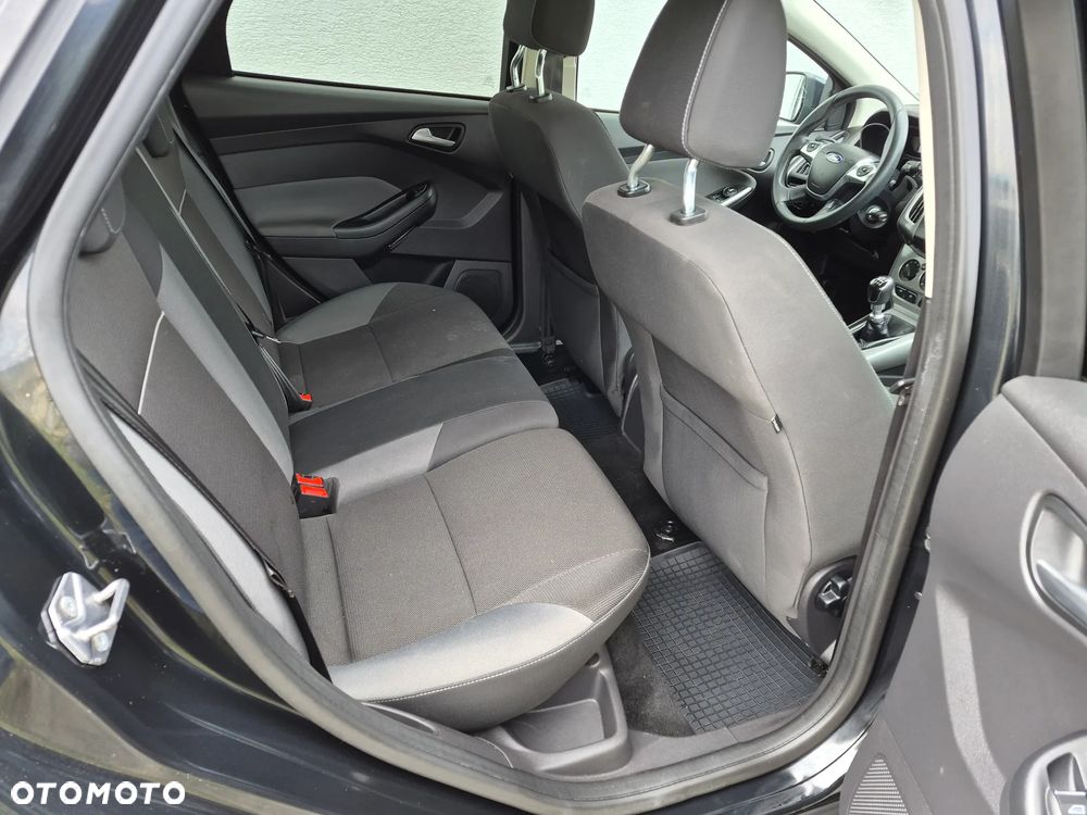 Ford Focus 1.6 TDCi DPF Champions Edition - 13