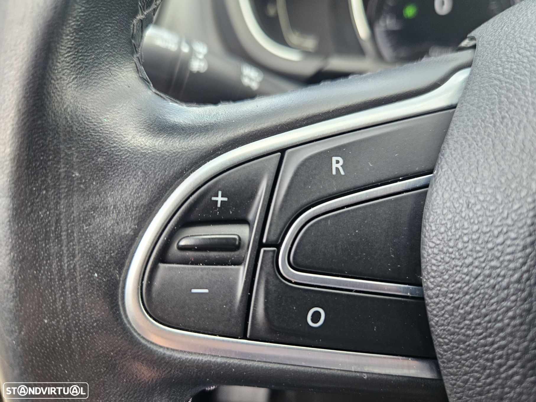 Renault Grand Scénic 1.5 dCi Bose Edition EDC SS - 39