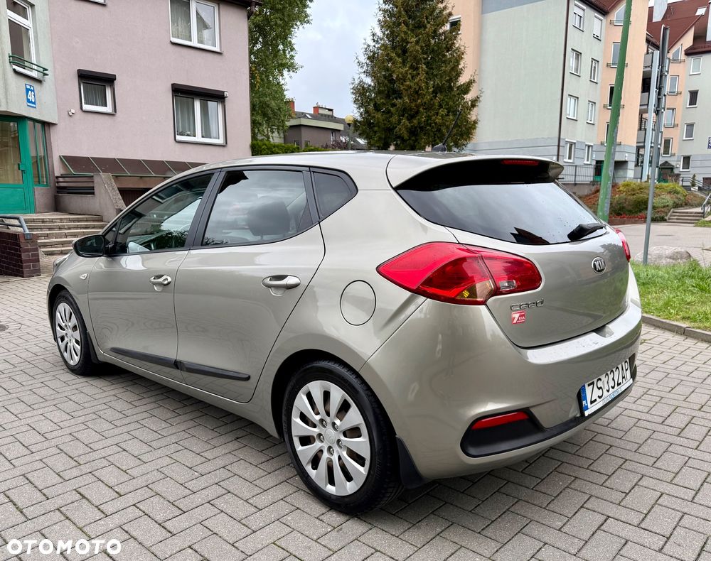 Kia Ceed Cee'd 1.4 M - 6