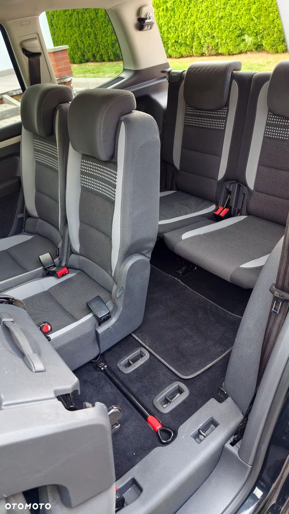 Volkswagen Touran 1.6 TDI DPF Comfortline - 5