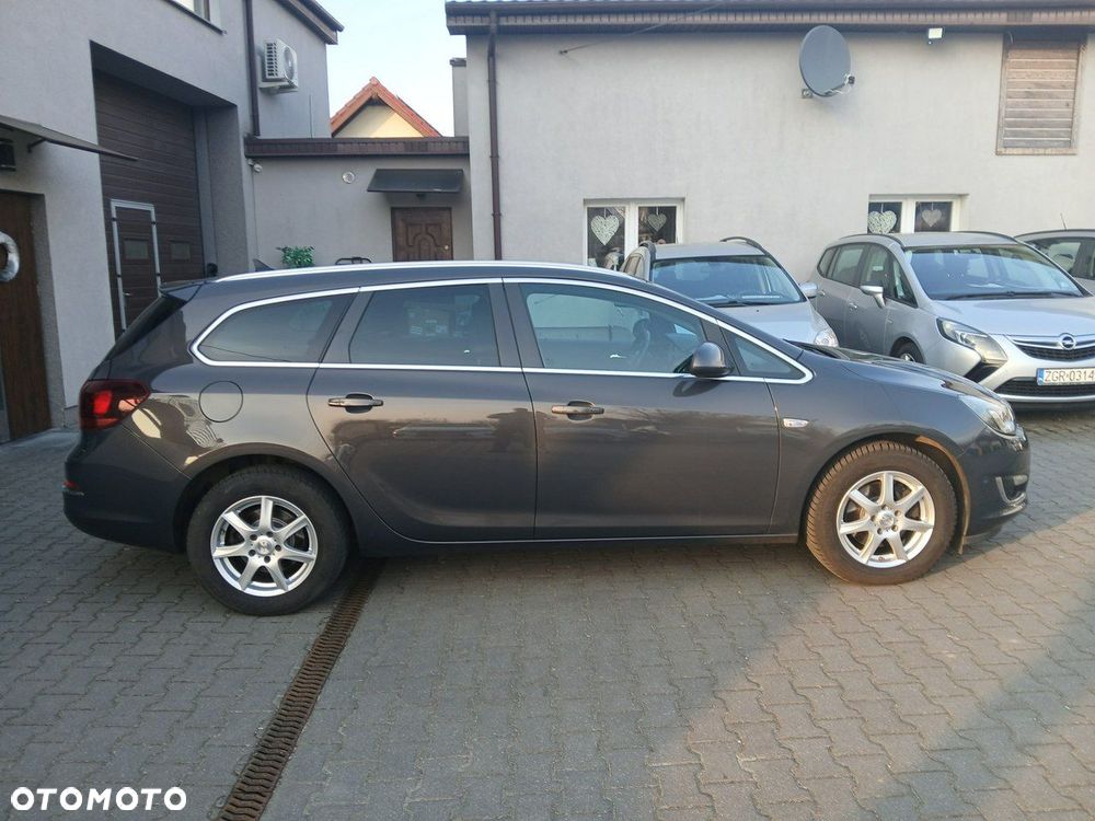Opel Astra 1.6 CDTI Cosmo - 8
