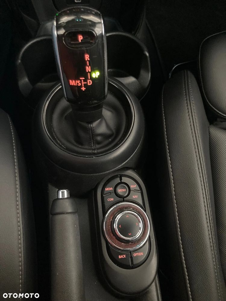 MINI Cooper - 16