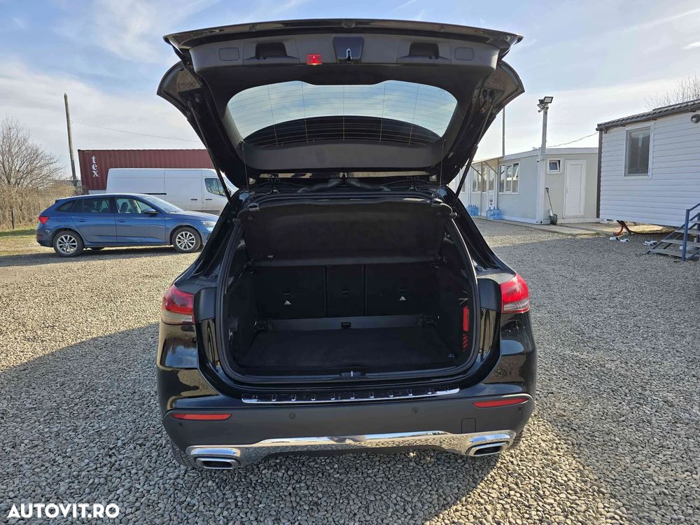 Mercedes-Benz GLA - 7