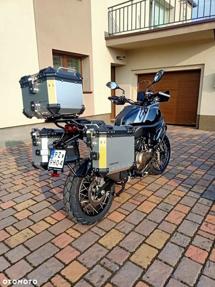 QJMOTOR SRT 600SX - 3