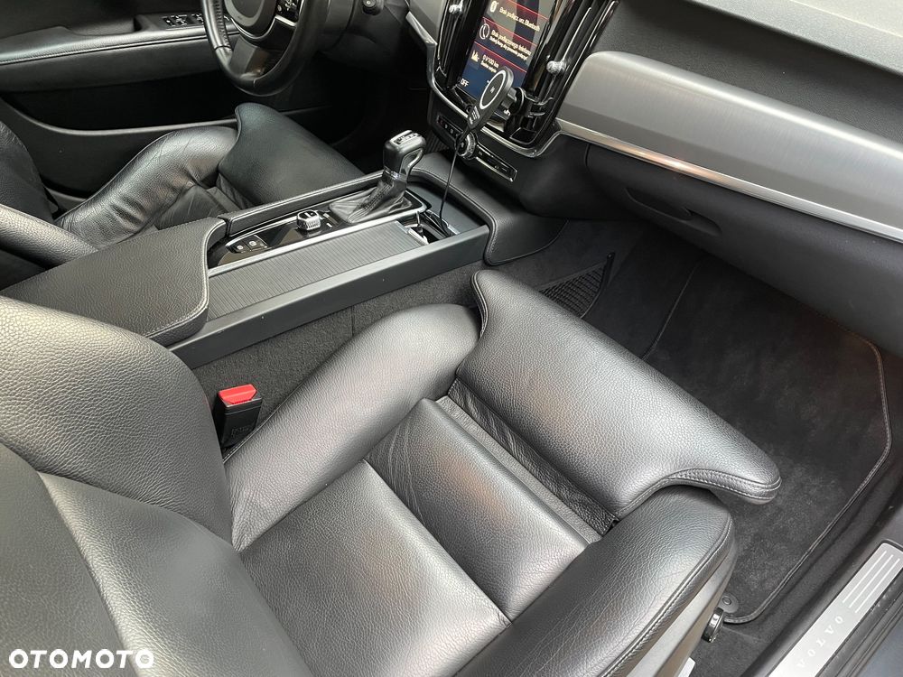 Volvo V90 D3 Geartronic Momentum - 21