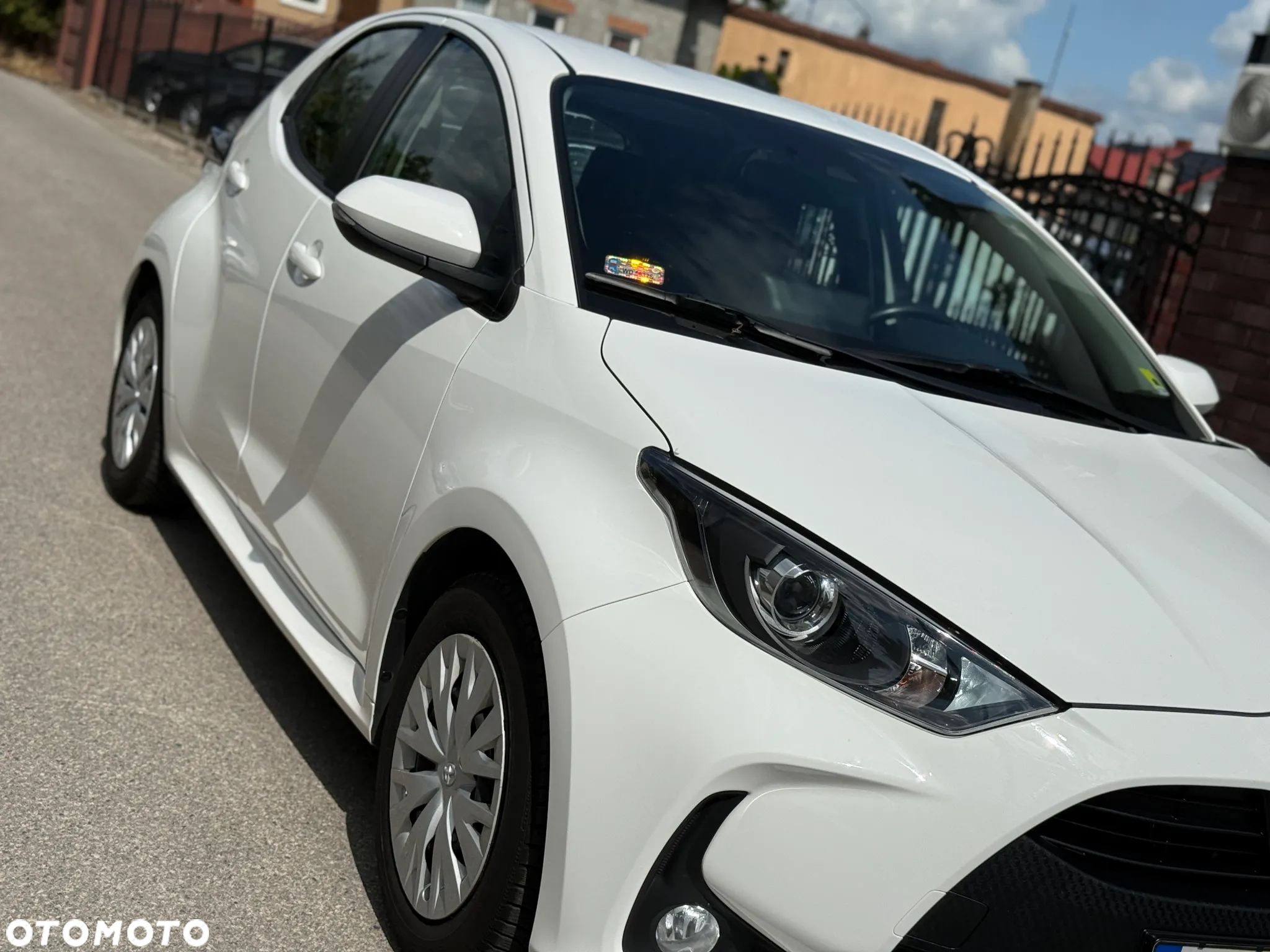 Toyota Yaris Hybrid 1.5 Comfort - 36