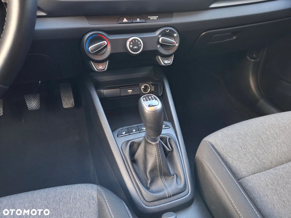 Kia Stonic 1.0 T-GDI M - 14