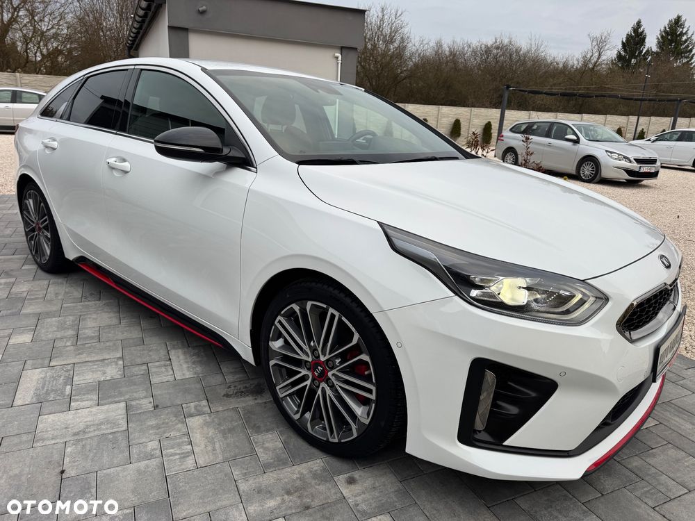 Kia ProCeed 1.6 T-GDI GT - 4