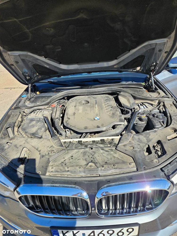 BMW Seria 5 540i GPF xDrive Luxury Line - 22