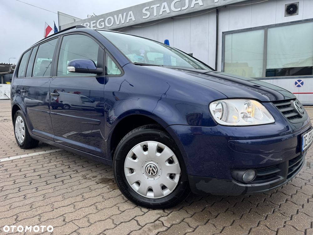 Volkswagen Touran - 2