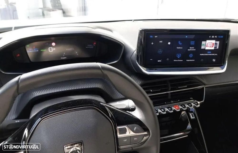Peugeot e-2008 50 kWh Allure - 6