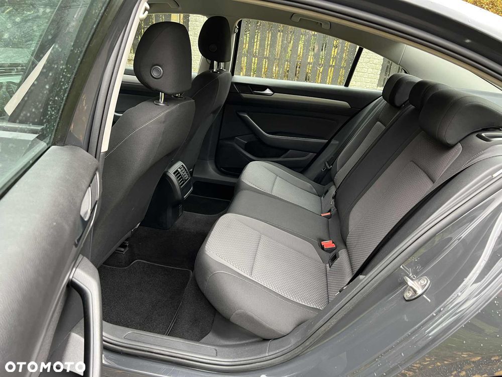 Volkswagen Passat 1.5 TSI EVO Comfortline - 8