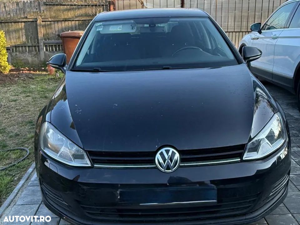 Volkswagen Golf 1.6 TDI DPF BMT DSG Comfortline - 1