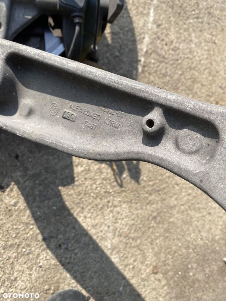 Alfa Romeo Stelvio zwrotnica prawa 00505415540 - 6