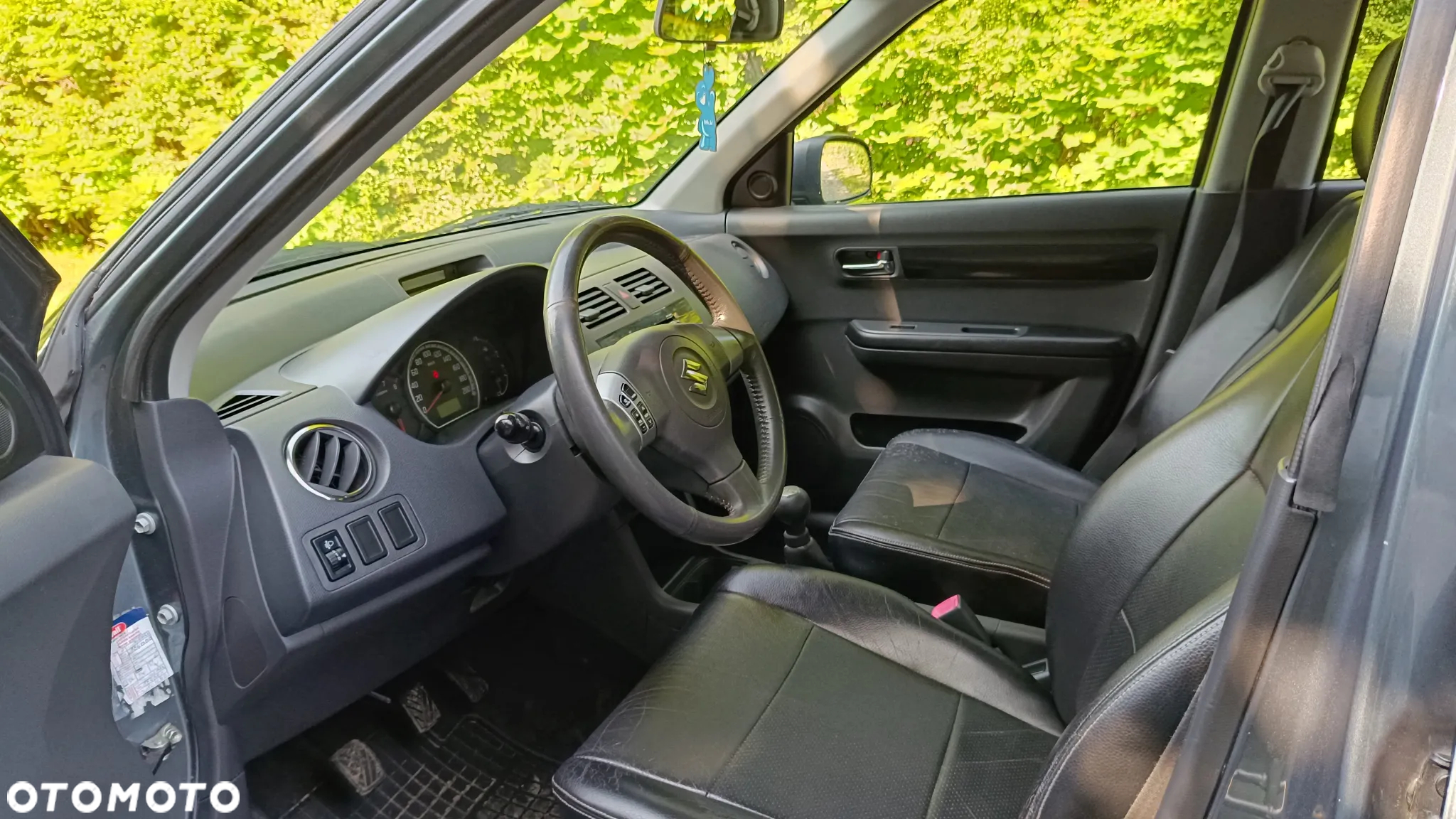 Suzuki Swift - 9