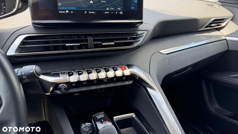 Peugeot 3008 Hybrid4 300 e-EAT8 Allure - 31