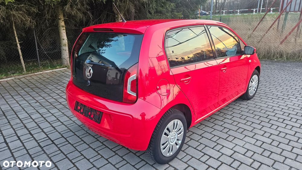 Volkswagen up! move - 5