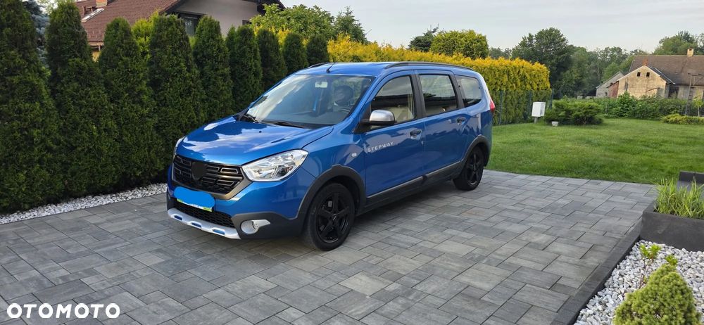 Dacia Lodgy TCe 115 Stepway - 8