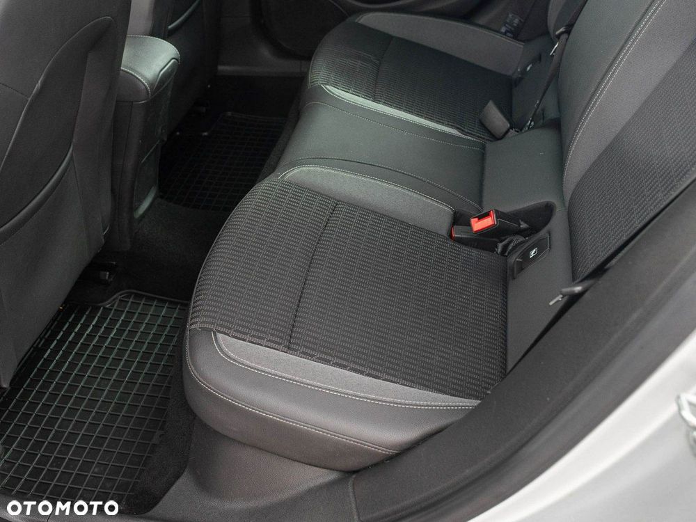 Opel Astra 1.4 T Elegance S&S - 29