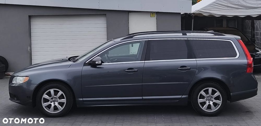 Volvo V70 D3 Momentum - 5