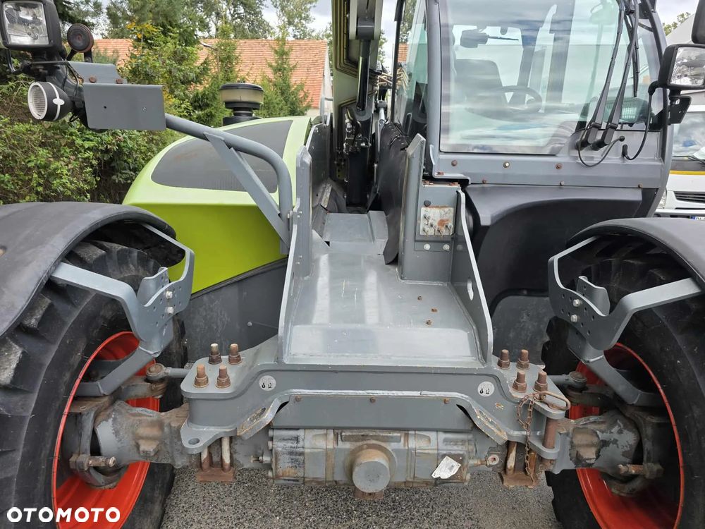 Claas Scorpion 7044 - 15