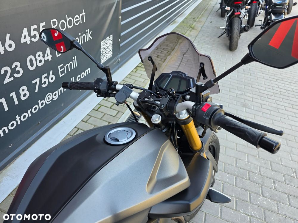 Yamaha MT - 28
