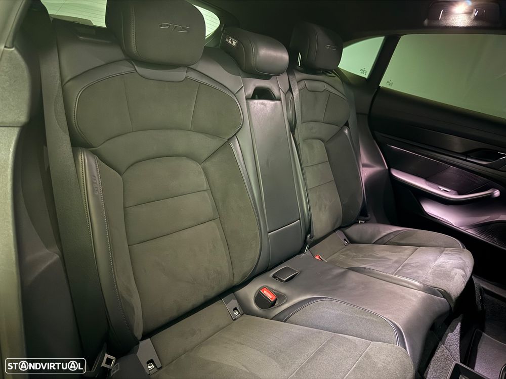 Porsche Taycan Sport Turismo GTS - 26