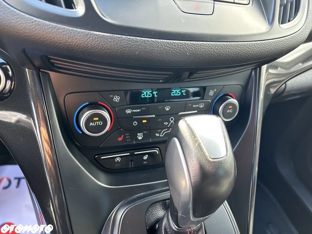 Ford Kuga 1.5 EcoBoost 4x4 ST-Line - 29