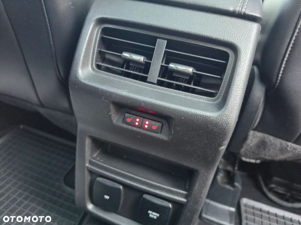 Ford Edge 2.0 TDCi Bi-Turbo 4x4 Titanium - 29