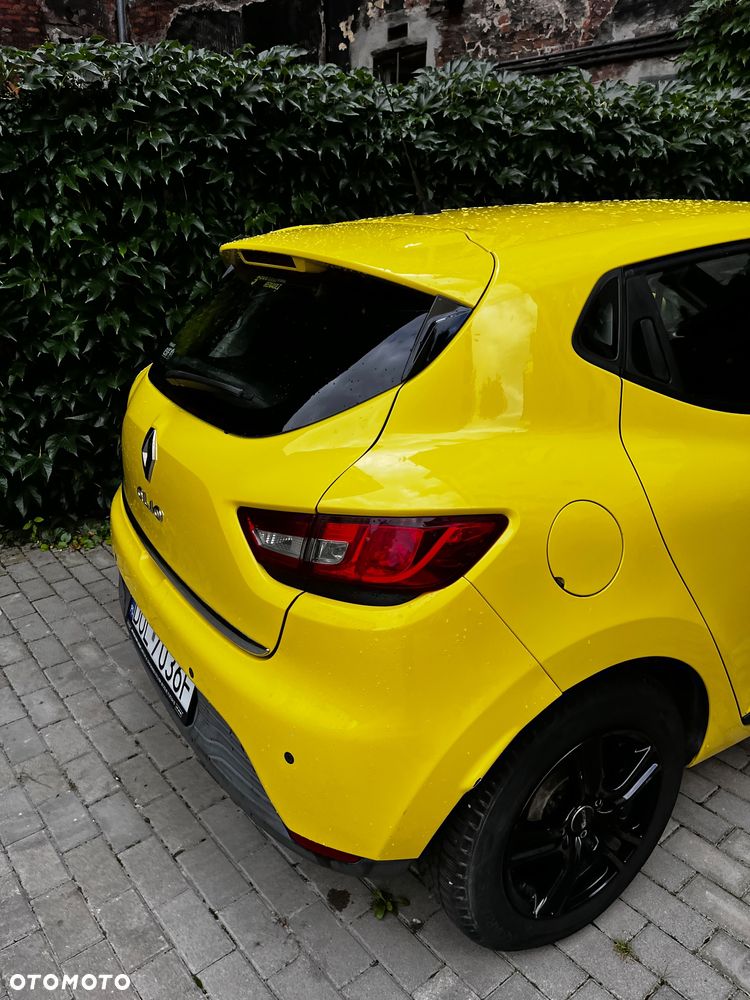 Renault Clio 1.2 16V 75 Collection - 7