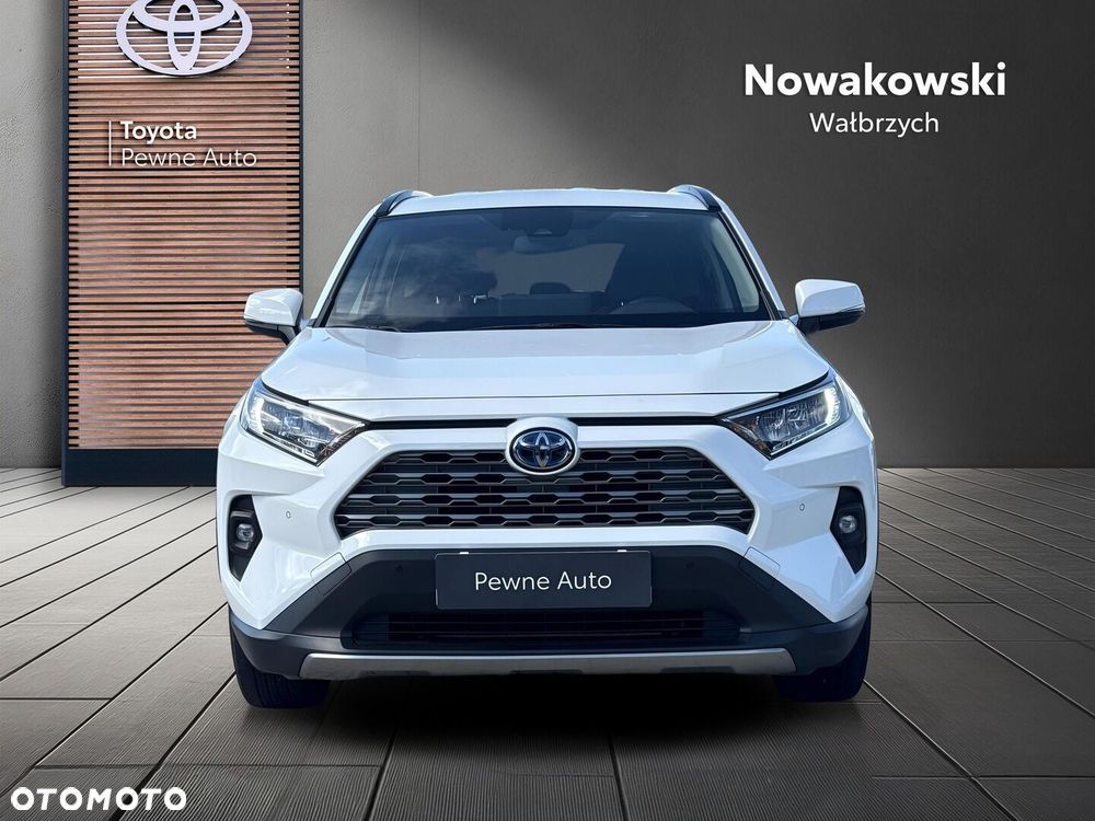 Toyota RAV4 - 8