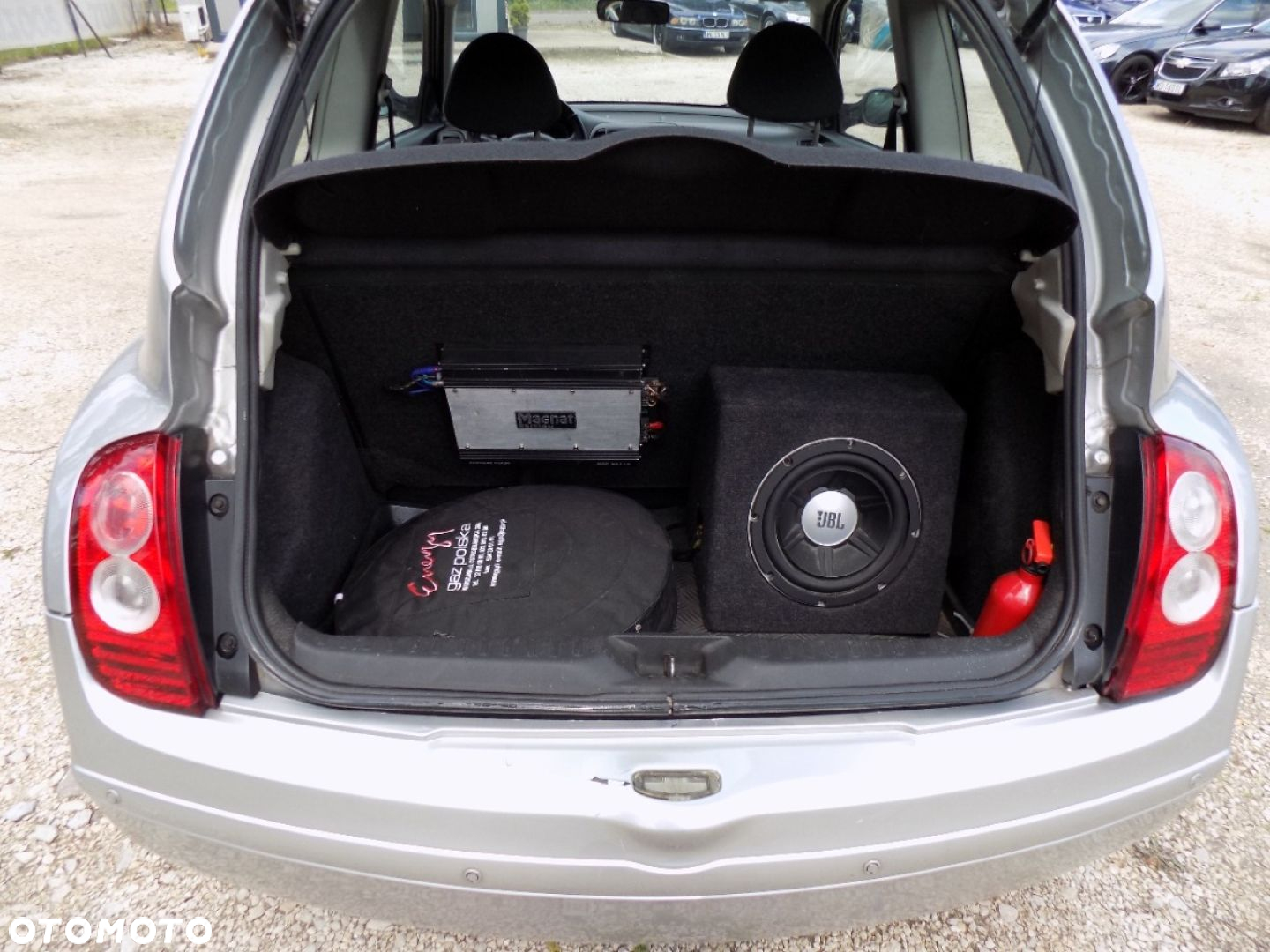 Nissan Micra - 10