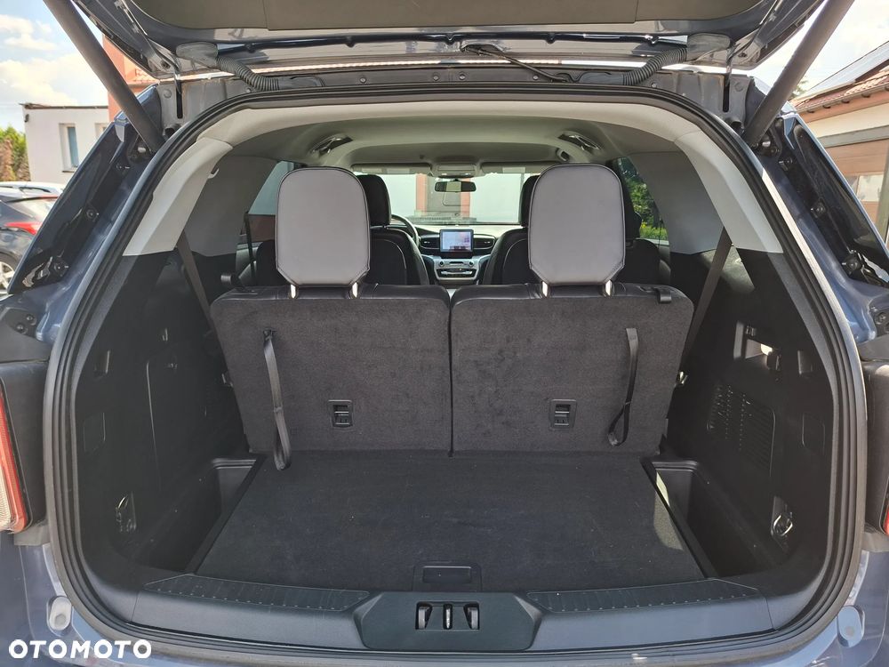 Ford Explorer - 14