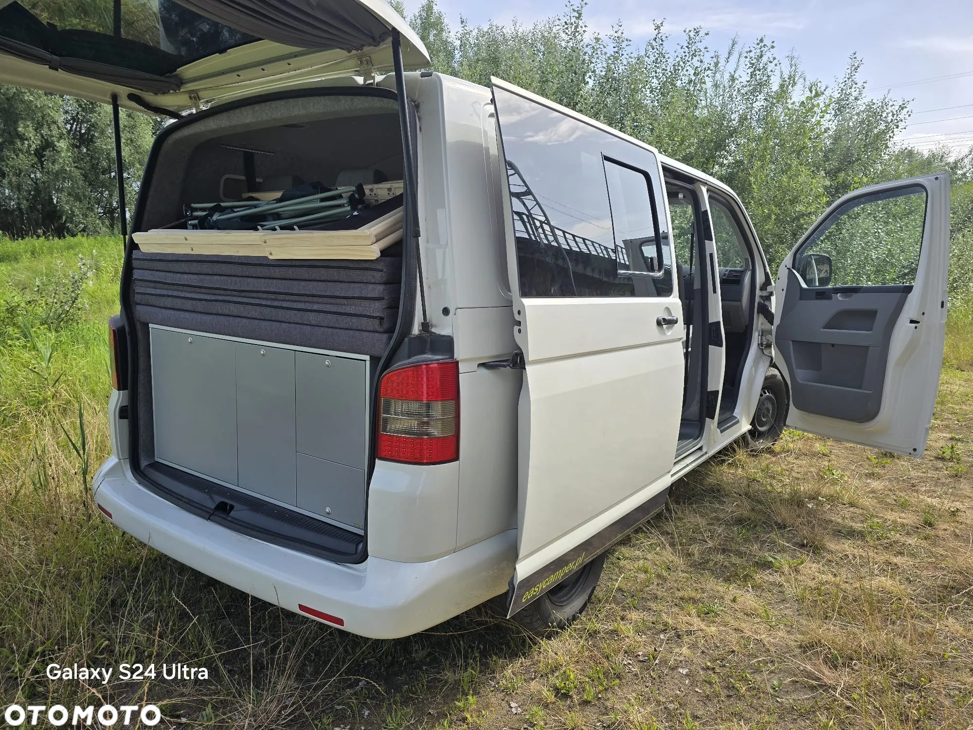 Volkswagen Transporter - 2