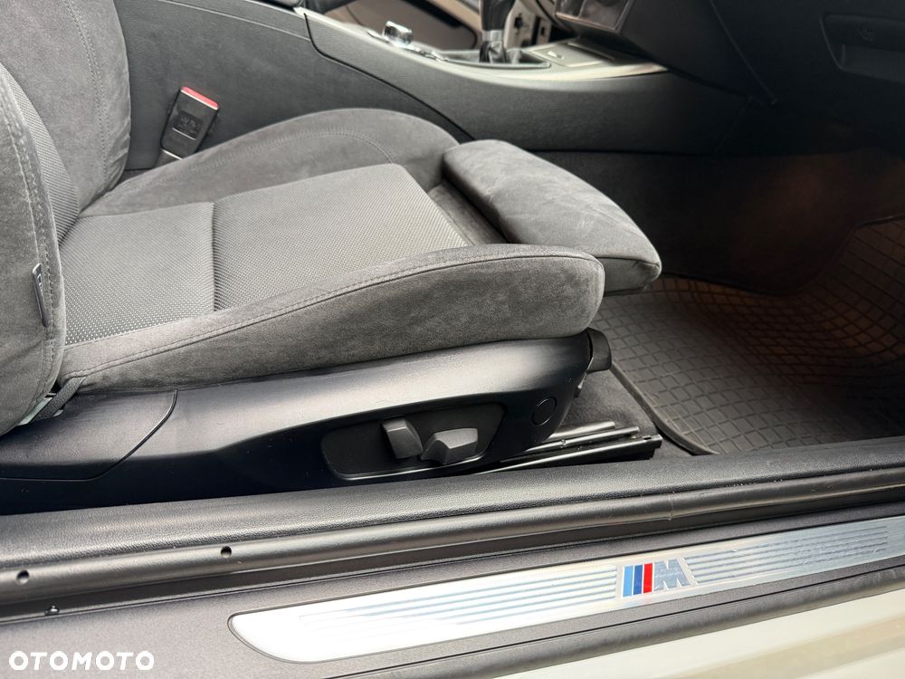 BMW Seria 3 325i - 5