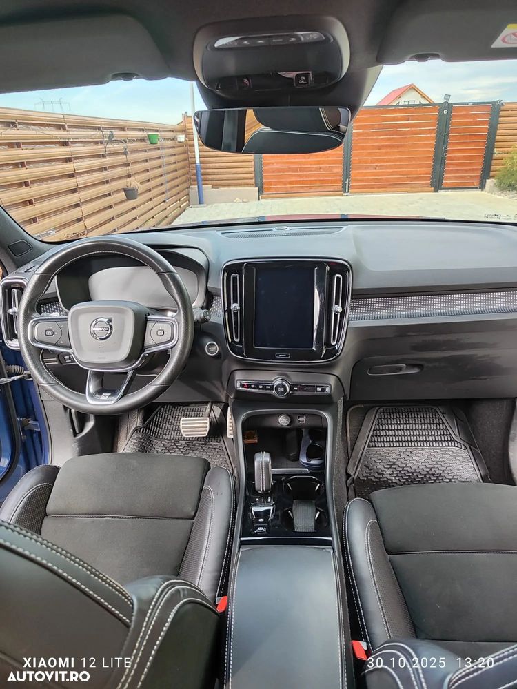 Volvo XC 40 T4 R-Design - 14