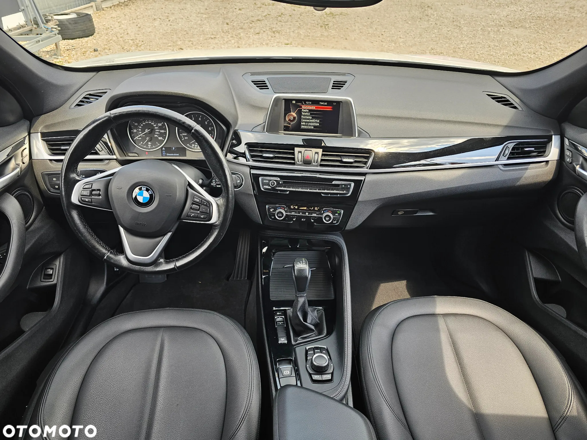 BMW X1 xDrive25i Sport Line - 12