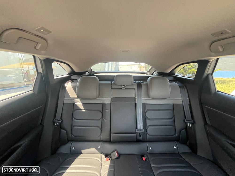 Citroën C5 X 1.2 PureTech Shine EAT8 - 47