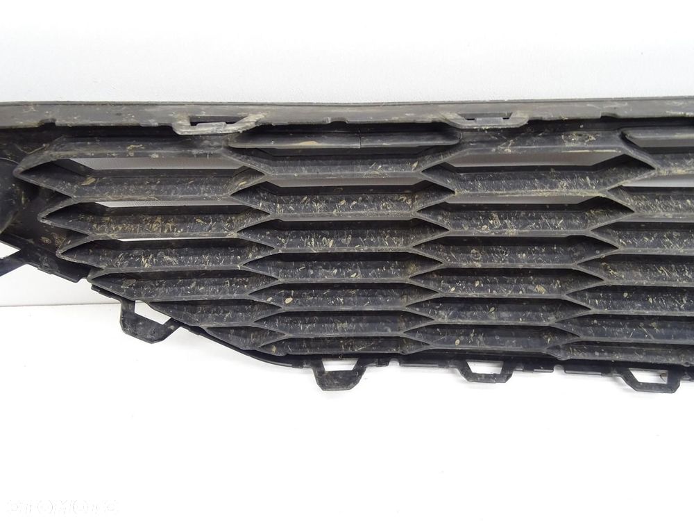 ATRAPA ŚRODKOWA ZDERZAKA PRZÓD PRZEDNIA 5F0853667K SEAT LEON III 5F LIFT - 10