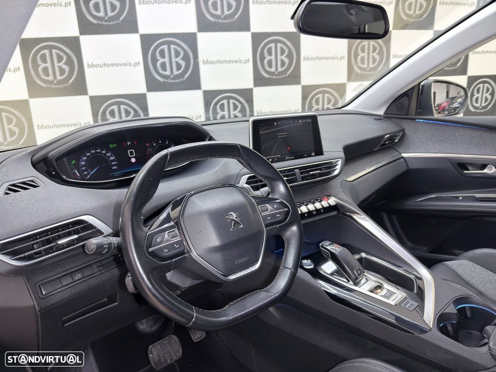 Peugeot 3008 PureTech 130 Stop & Start GPF EAT8 Allure - 11