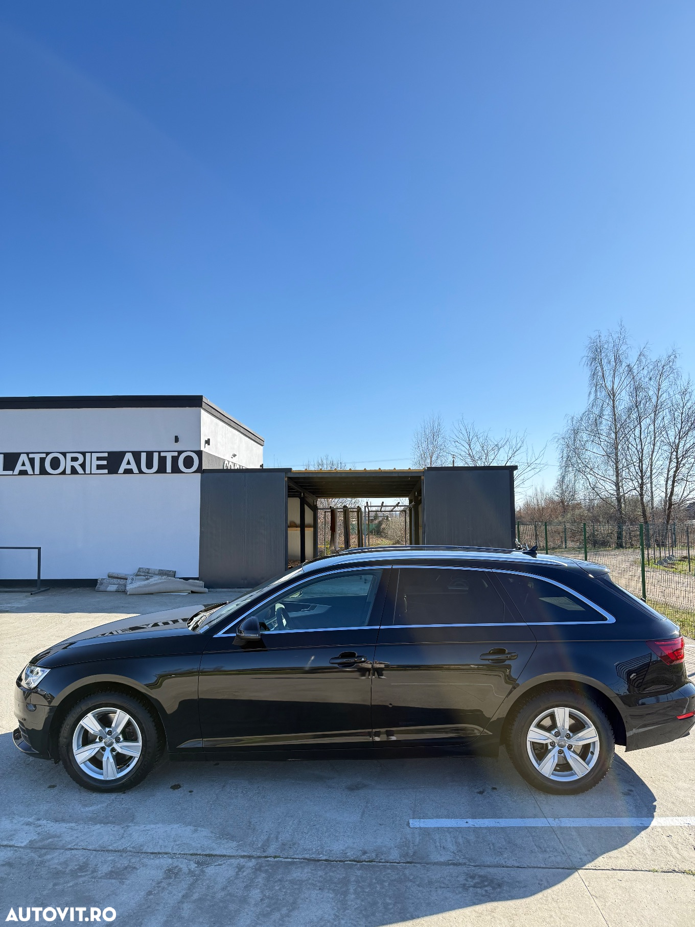 Audi A4 - 4