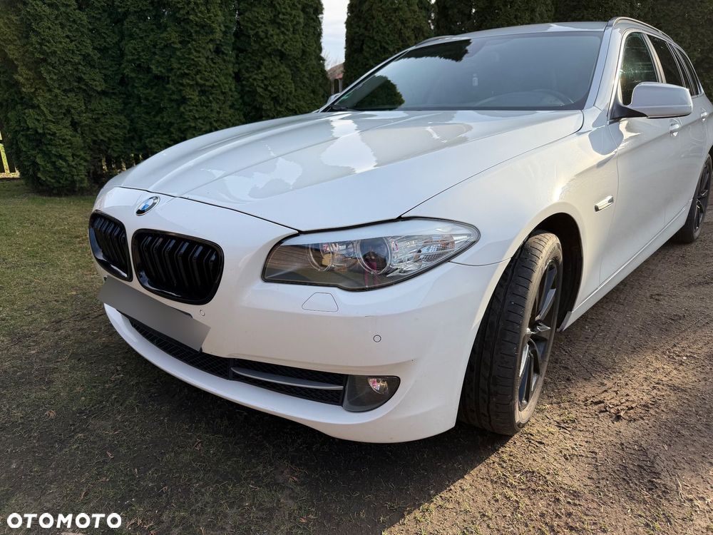 BMW Seria 5 530d xDrive Luxury Line - 1