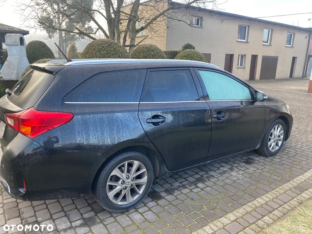 Toyota Auris 1.33 VVT-i Premium - 5